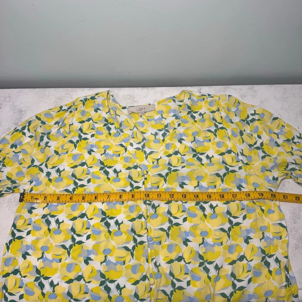 Loft Yellow Blue Floral V-Neck Button Front Blouse Size L